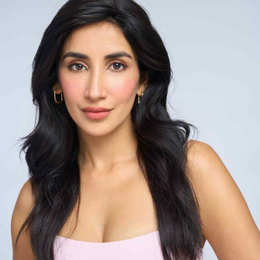 Pushed Back Bombshell Silk Base Topper